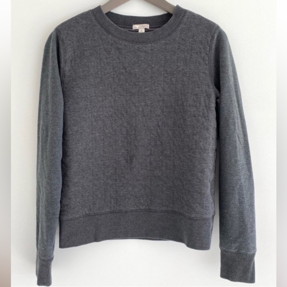 GAP Grey Quilted Sweater, size medium